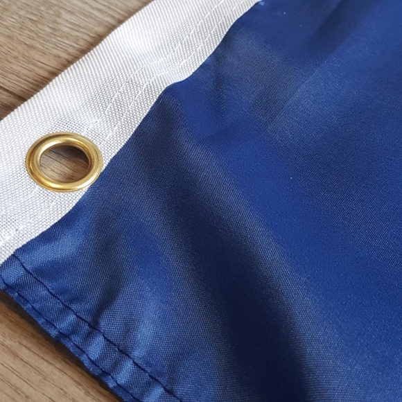 Toronto Maple Leafs Canada Flag - Picture 5 of 7